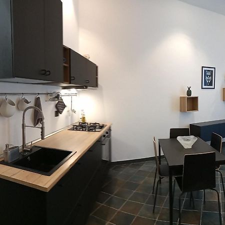 Locazione Breve In Pieno Centro "Blue House" Apartment Palermo Exterior foto