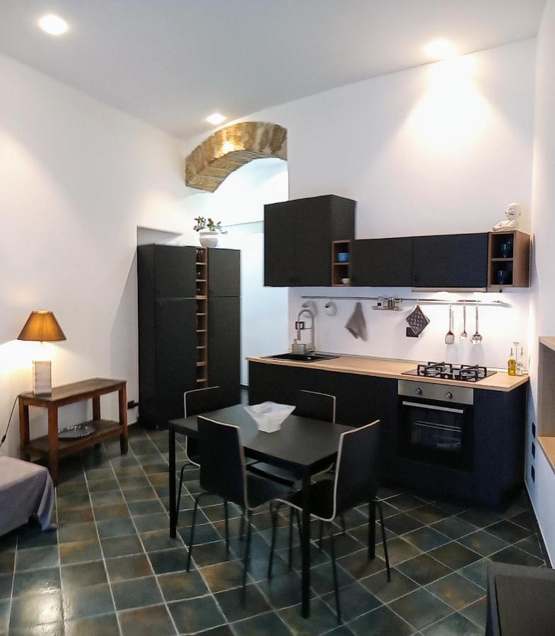 Locazione Breve In Pieno Centro "Blue House" Apartment Palermo Exterior foto