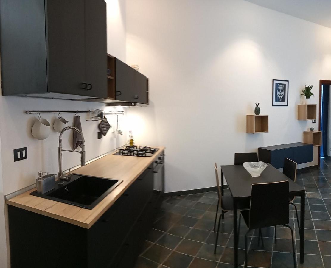 Locazione Breve In Pieno Centro "Blue House" Apartment Palermo Exterior foto